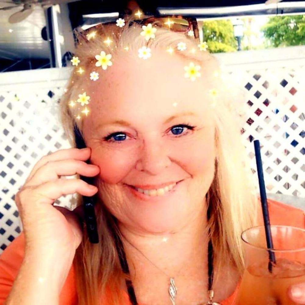 Meet your Posher, Lori